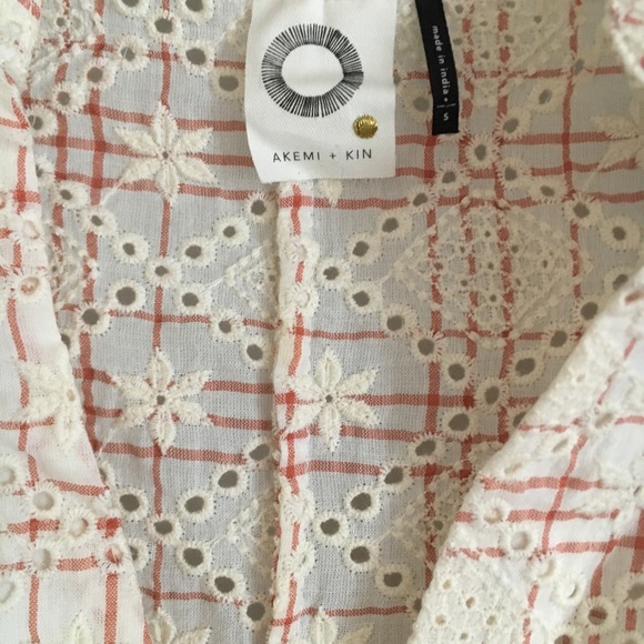 Flowy lace Anthropologie shirt - Picture 7 of 8